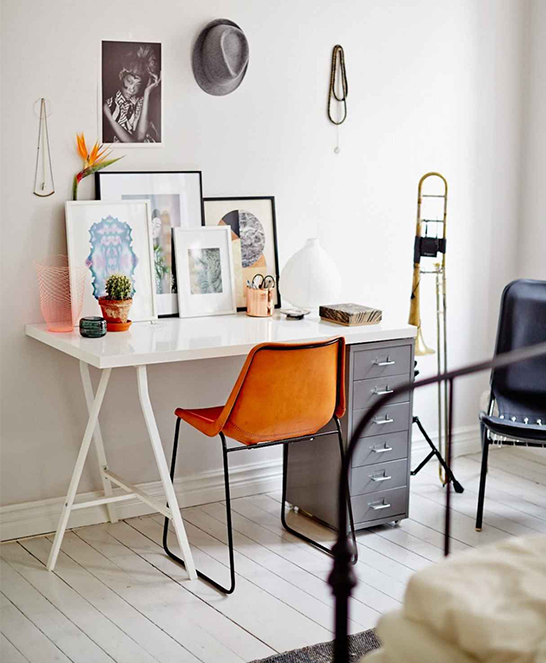 Büro im skandinavischen Stil Inspiration für einen schlichten Schreibtisch